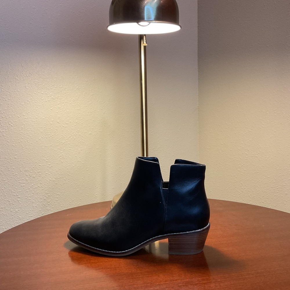 NWOT Cole Haan Black Abbott Leather Pull On Bootie Size 8 1/2